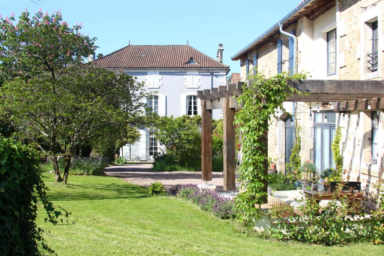 La Châtaigne Vila Piégut-Pluviers Exterior foto