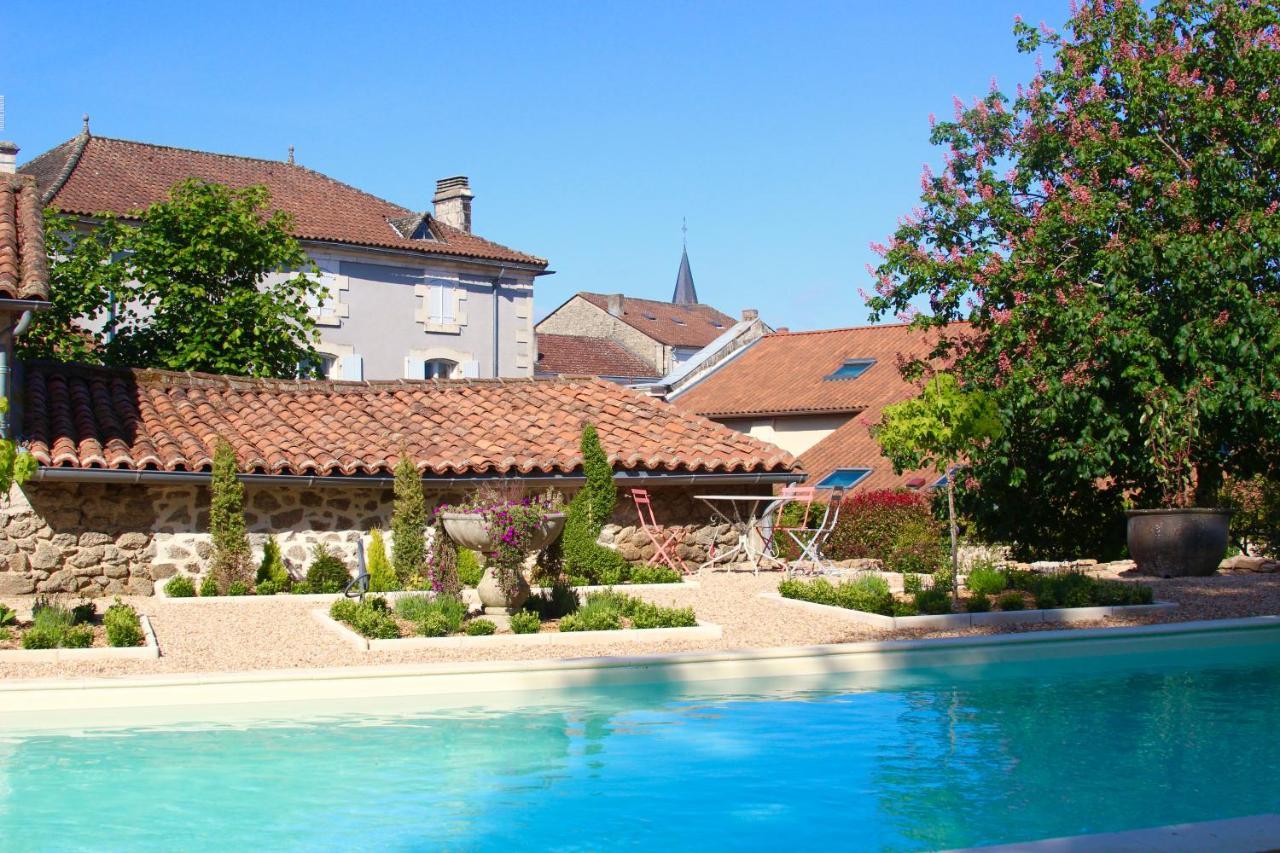 La Châtaigne Vila Piégut-Pluviers Exterior foto